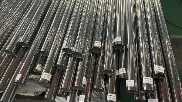 掌握304不锈钢管材重量计算公式，轻松预估工程用材需求